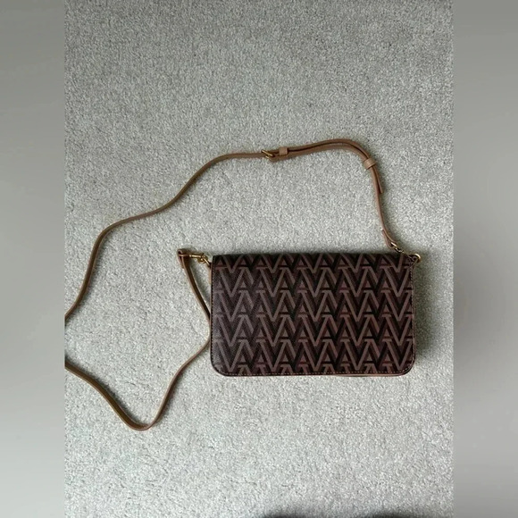 Aritzia Auxiliary monogram crossbody bag - Picture 2 of 12